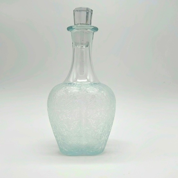 Vintage Paden City Glass Spring Orchard Decanter Frosted and Etched 4 Lobe c1930 - Picture 5 of 12